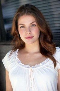 Paige Spara Bio : Boyfriend, Dating, Hair, Married